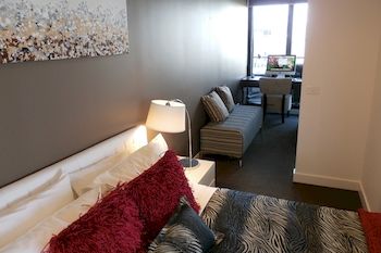 Aura On Flinders Serviced Apartments - Accommodation 4U 4