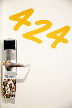 Art Series - The Larwill Studio - Accommodation 4U 12