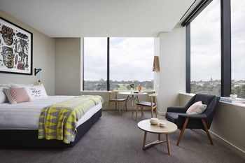 Art Series - The Larwill Studio - Accommodation 4U 24