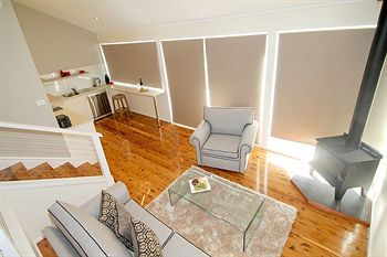 Wine Country Villas - Accommodation 4U 6