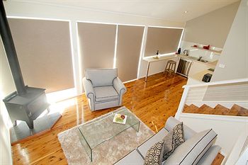 Wine Country Villas - Accommodation 4U 7