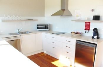Wine Country Villas - Accommodation 4U 18