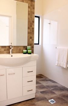 Wine Country Villas - Accommodation 4U 44