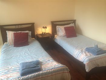 Australian Home Away @ East Doncaster Andersons Creek 1 - Accommodation 4U 4