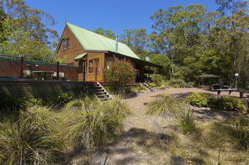 Eagleview Resort - Accommodation 4U 81