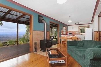 Eagleview Resort - Accommodation 4U 94