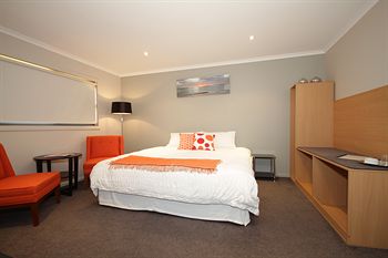 The Edgewater Bed & Breakfast - Accommodation 4U 11