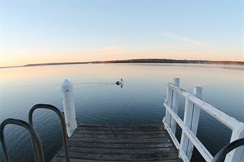 The Edgewater Bed & Breakfast - Accommodation 4U 19