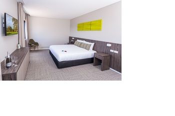 Ibis Styles The Entrance - Accommodation 4U 1