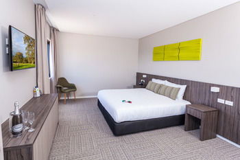 Ibis Styles The Entrance - Accommodation 4U 7