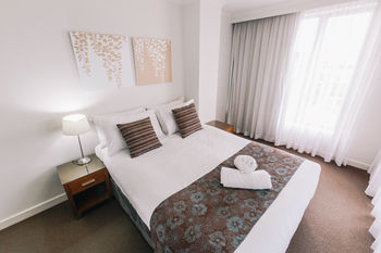 Newcastle Central Plaza - Accommodation 4U 15