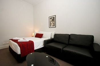 The Star Apartments - Accommodation 4U 7