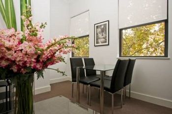 The Star Apartments - Accommodation 4U 17