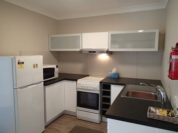 Dungowan Waterfront Apartments - Accommodation 4U 0