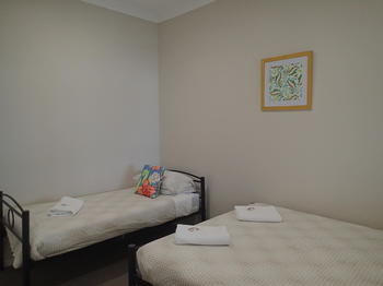 Dungowan Waterfront Apartments - Accommodation 4U 10
