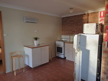 Dungowan Waterfront Apartments - Accommodation 4U 18