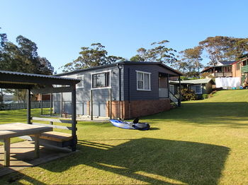 Dungowan Waterfront Apartments - Accommodation 4U 31