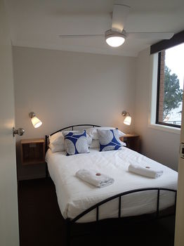 Dungowan Waterfront Apartments - Accommodation 4U 89