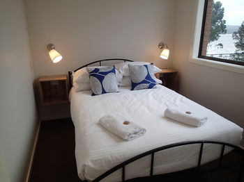 Dungowan Waterfront Apartments - Accommodation 4U 128