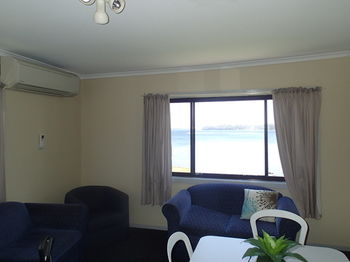 Dungowan Waterfront Apartments - Accommodation 4U 197