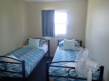Dungowan Waterfront Apartments - Accommodation 4U 198