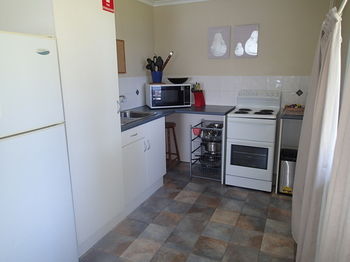 Dungowan Waterfront Apartments - Accommodation 4U 201