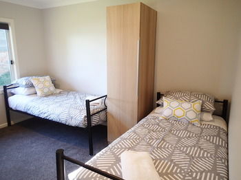 Dungowan Waterfront Apartments - Accommodation 4U 230