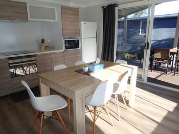 Dungowan Waterfront Apartments - Accommodation 4U 240