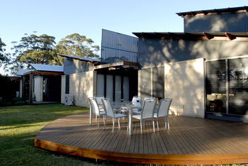 By The Beach B&B And Apartments - Accommodation 4U 11