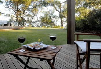 By The Beach B&B And Apartments - Accommodation 4U 16