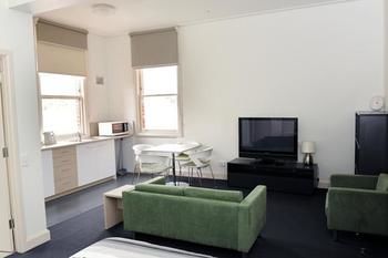 Yarra House Campus Summer Stays - Accommodation 4U 1