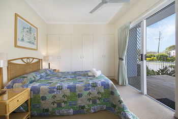 Sandy Shores Luxury Holiday Units - Accommodation 4U 11