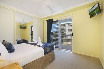 Sandy Shores Luxury Holiday Units - Accommodation 4U 13