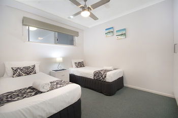 Sandy Shores Luxury Holiday Units - Accommodation 4U 15