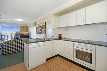 Sandy Shores Luxury Holiday Units - Accommodation 4U 23