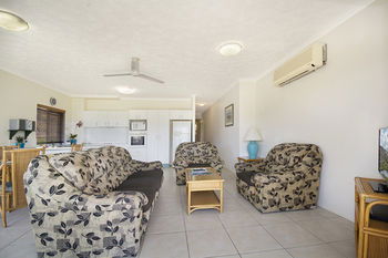 Sandy Shores Luxury Holiday Units - Accommodation 4U 30