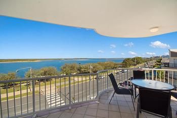 Sandy Shores Luxury Holiday Units - Accommodation 4U 72