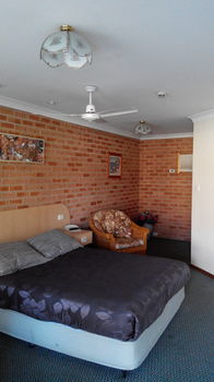 Branxton House Motel, Hunter Valley - Accommodation 4U 9