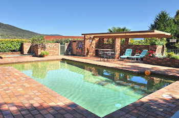 Langbrook Estate Cottages - Accommodation 4U 0