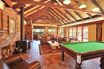 Langbrook Estate Cottages - Accommodation 4U 1