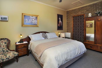 Langbrook Estate Cottages - Accommodation 4U 4