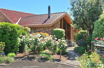Langbrook Estate Cottages - Accommodation 4U 7