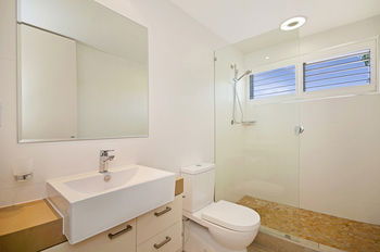 Jacaranda Noosa - Accommodation 4U 35