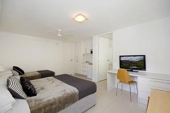 Jacaranda Noosa - Accommodation 4U 36