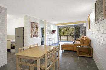 Jacaranda Noosa - Accommodation 4U 54