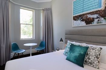 Alison Lodge - Accommodation 4U 12