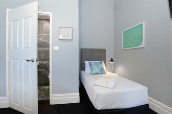 Alison Lodge - Accommodation 4U 26