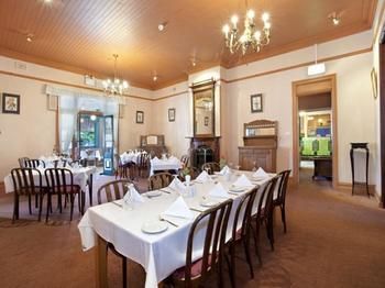 The Victoria & Albert Guesthouse - Accommodation 4U 8