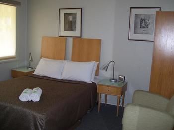 Glenwood Tourist Park & Motel - Accommodation 4U 14
