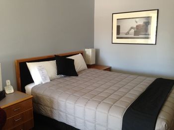 Old Maitland Inn - Accommodation 4U 11